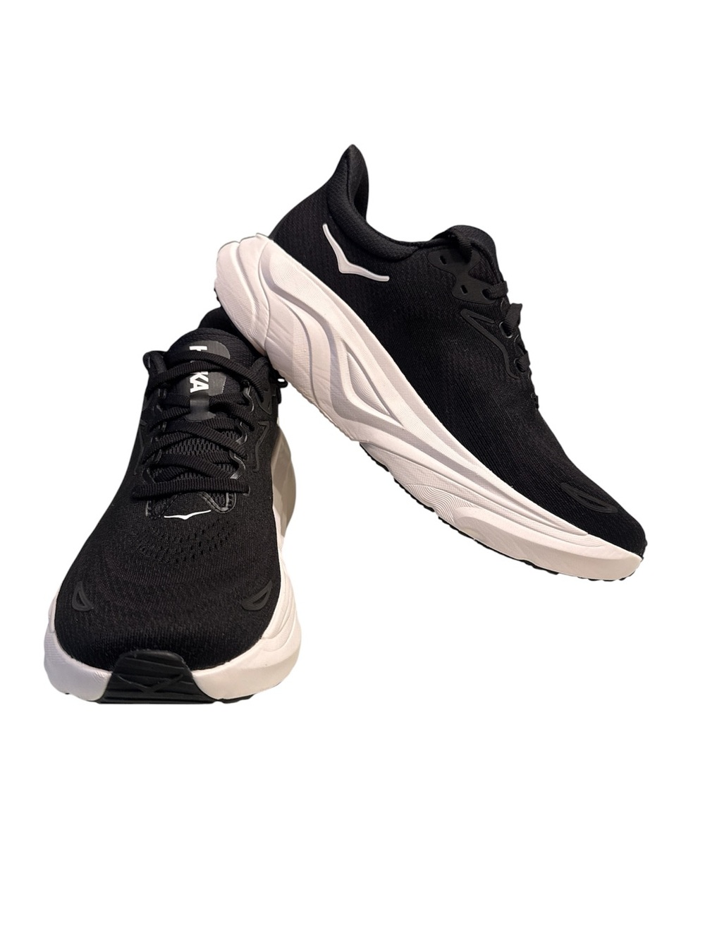 Hoka Arahi 8
